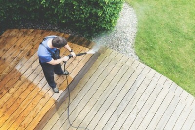 Why Summer is the Perfect Time to Have Your Deck Pressure Washed