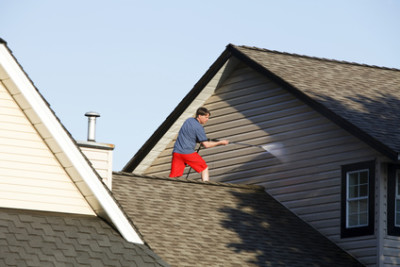 When to Clean and When to Replace the Siding on Your Home