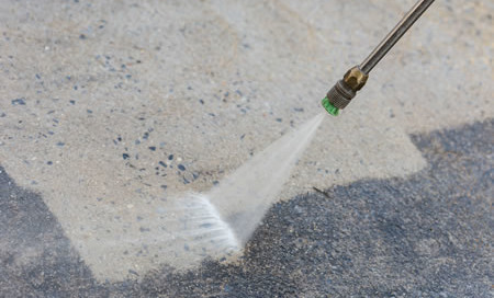 How to Pressure Wash Concrete Driveway and Walkway