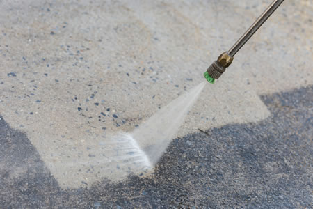 Concrete store pressure cleaner